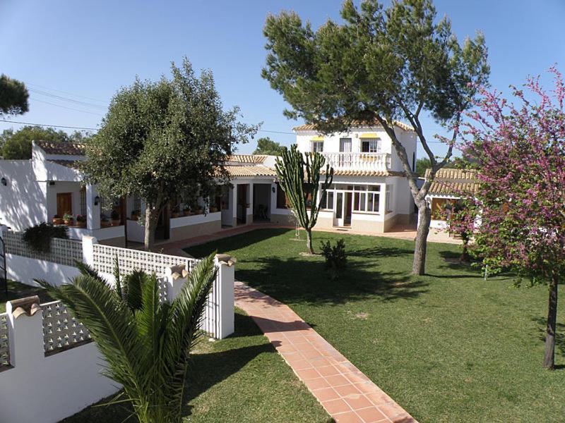 Hostal Las Acacias Los Canos De Meca Eksteriør bilde