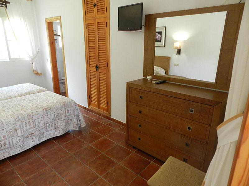 Hostal Las Acacias Los Canos De Meca Eksteriør bilde