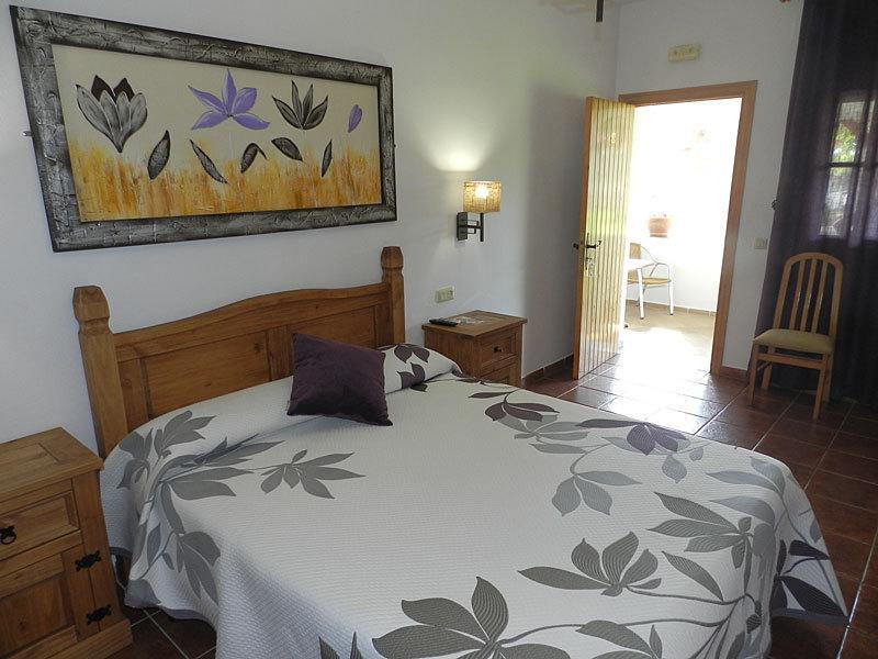 Hostal Las Acacias Los Canos De Meca Eksteriør bilde